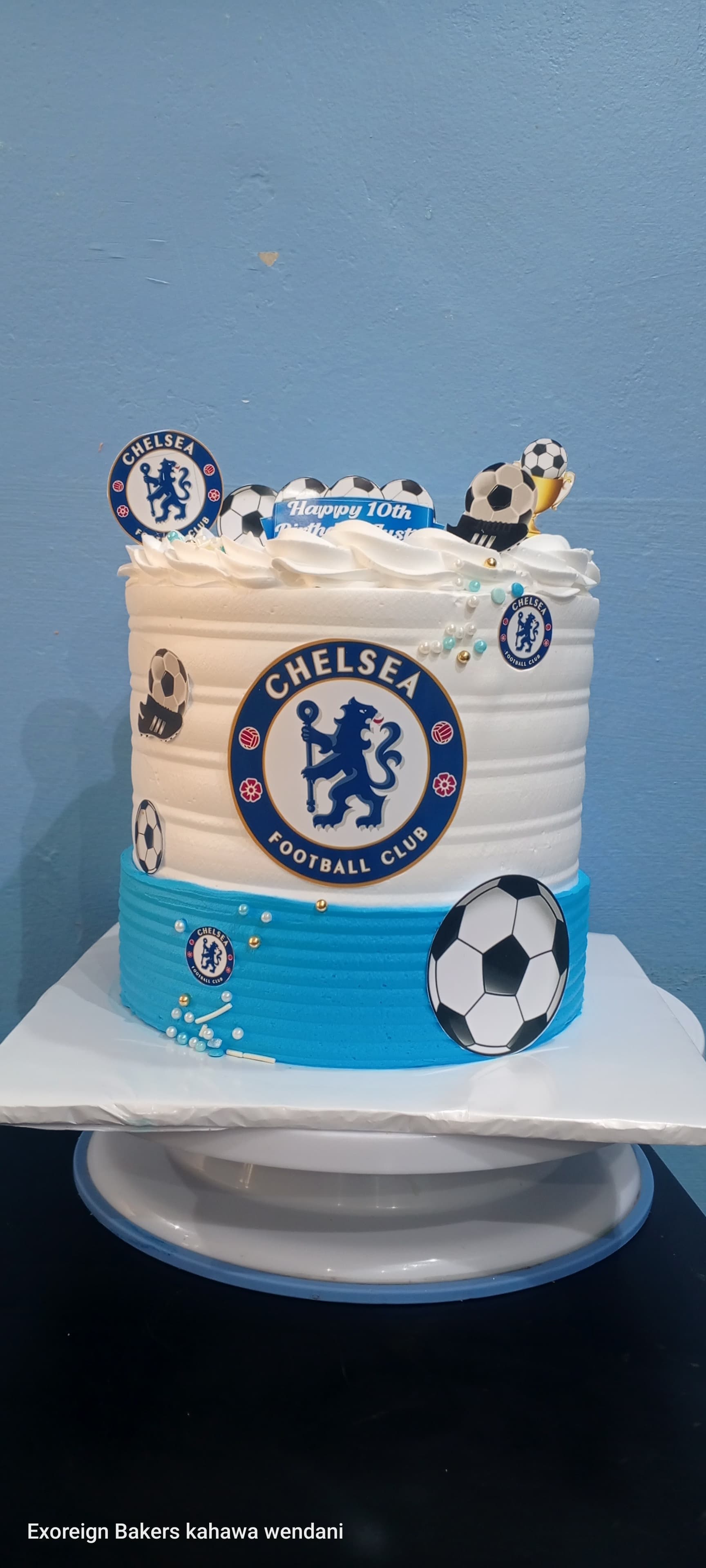 Customized Themed cakes/kg 9