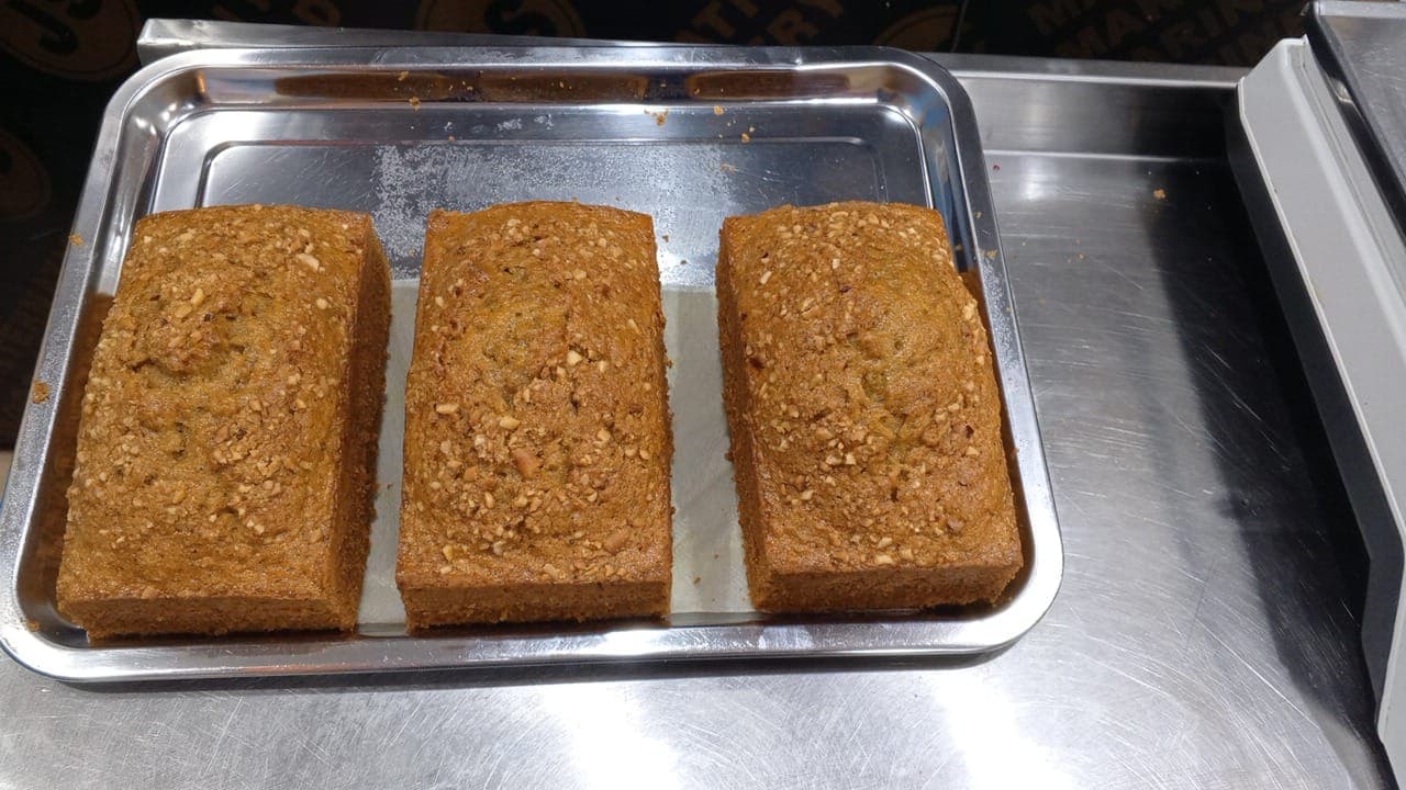 Carrot cinnamon cake 2