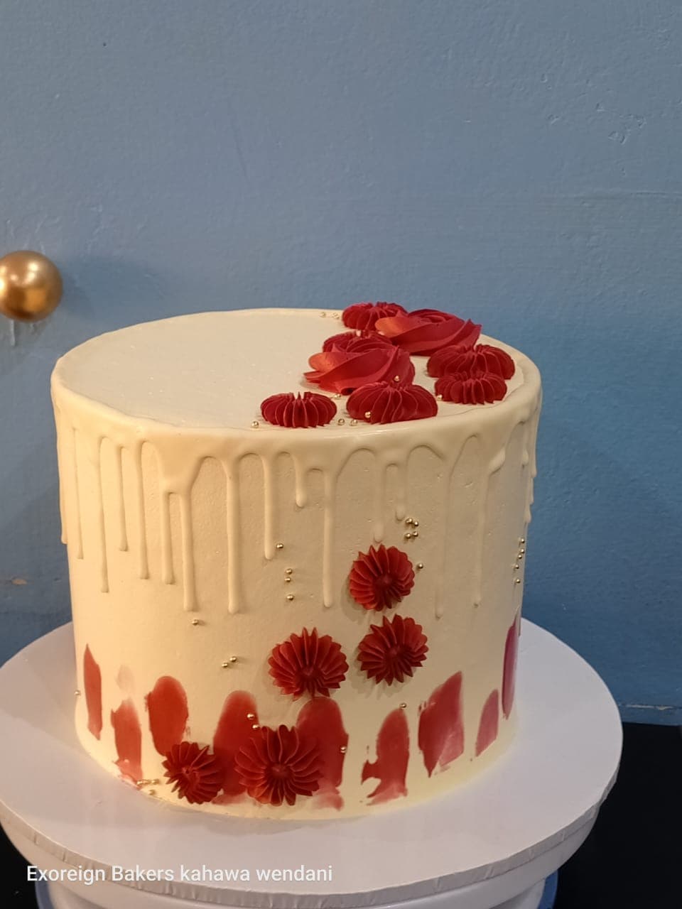 Customized 1kg cake 3