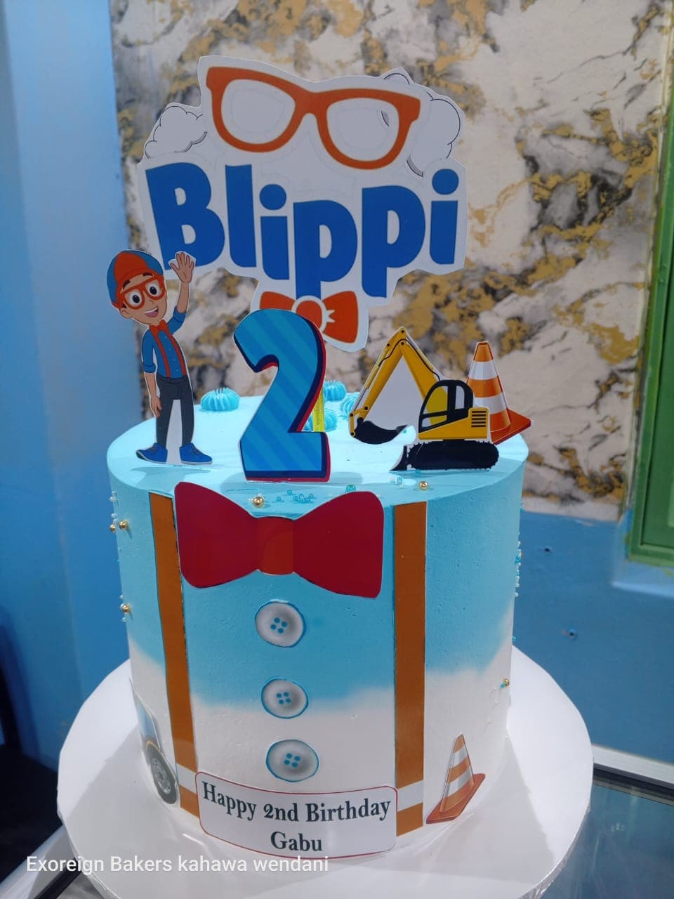 Themed customized 1kg cake 8