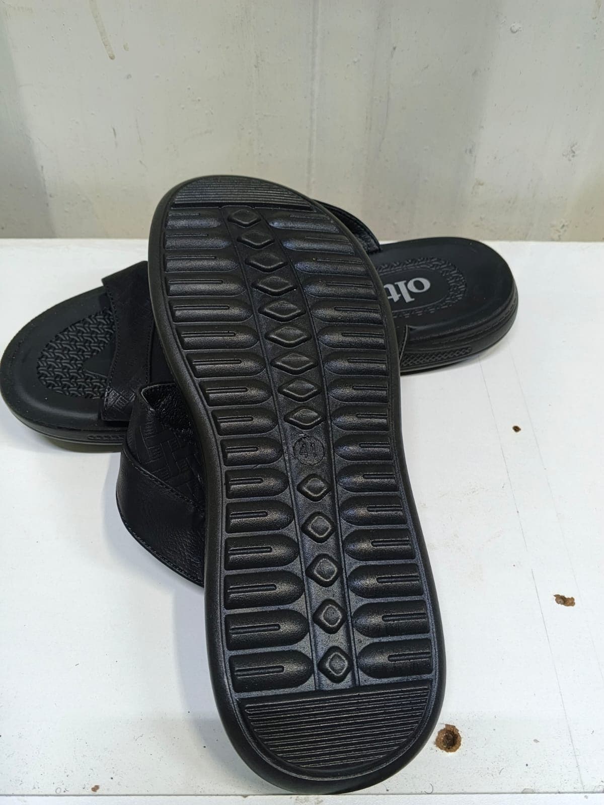 Black sandals 3