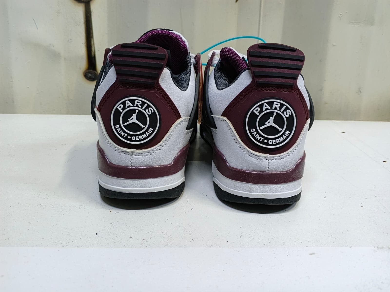 Air Jordan 4 4