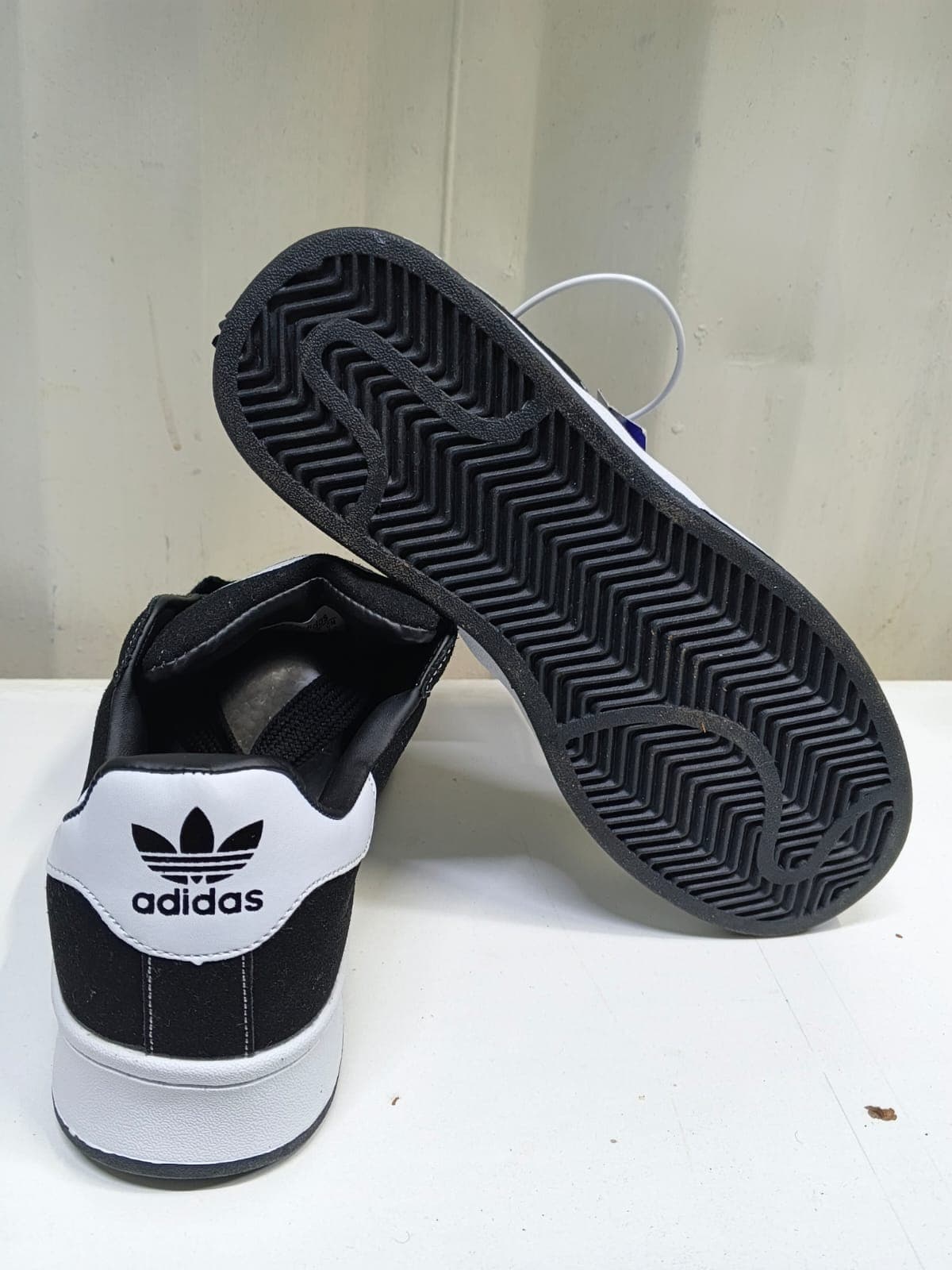 Adidas Campus 00s 2