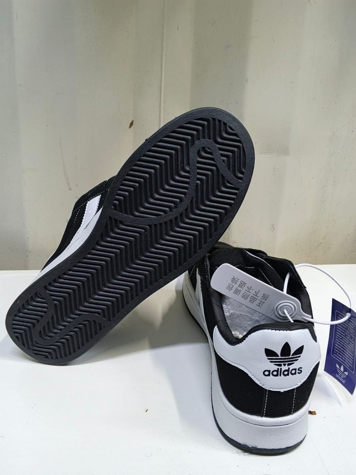 Adidas Campus 00s 3