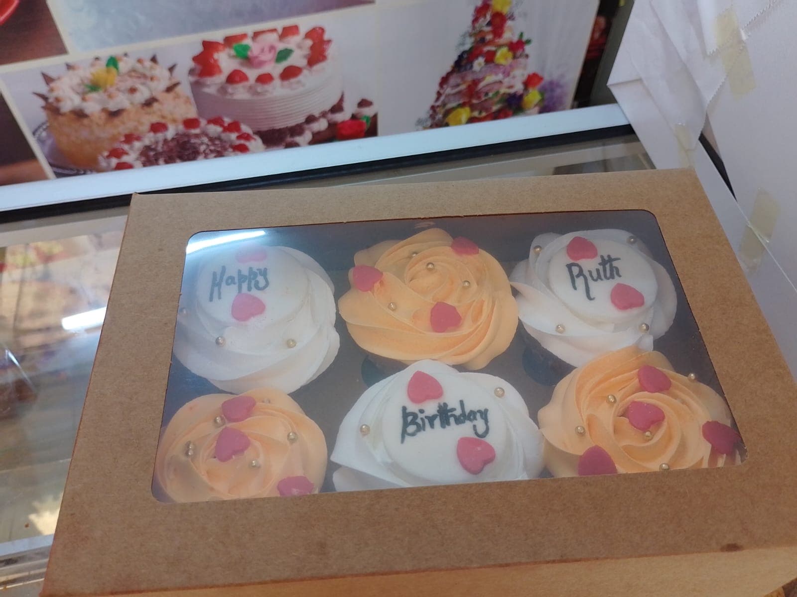 Six Cupcakes Pack 3