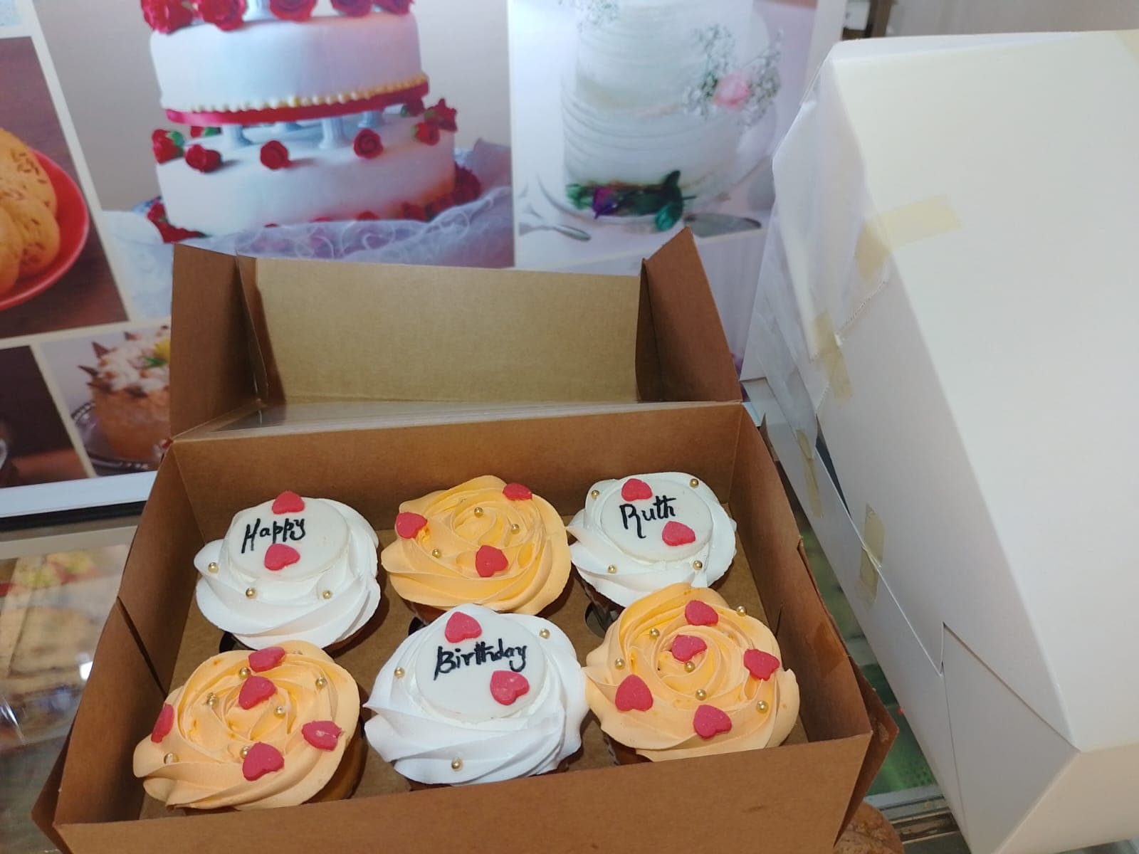 Six Cupcakes Pack 2