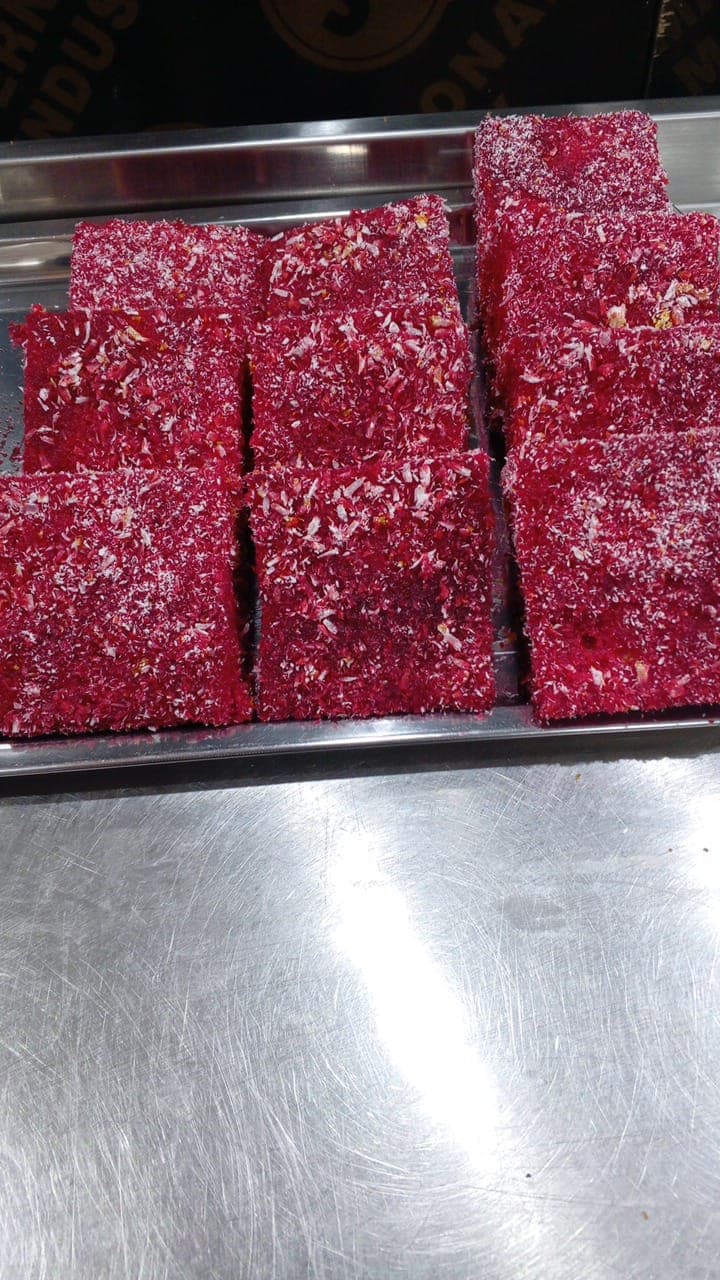 Lamington coconut cake