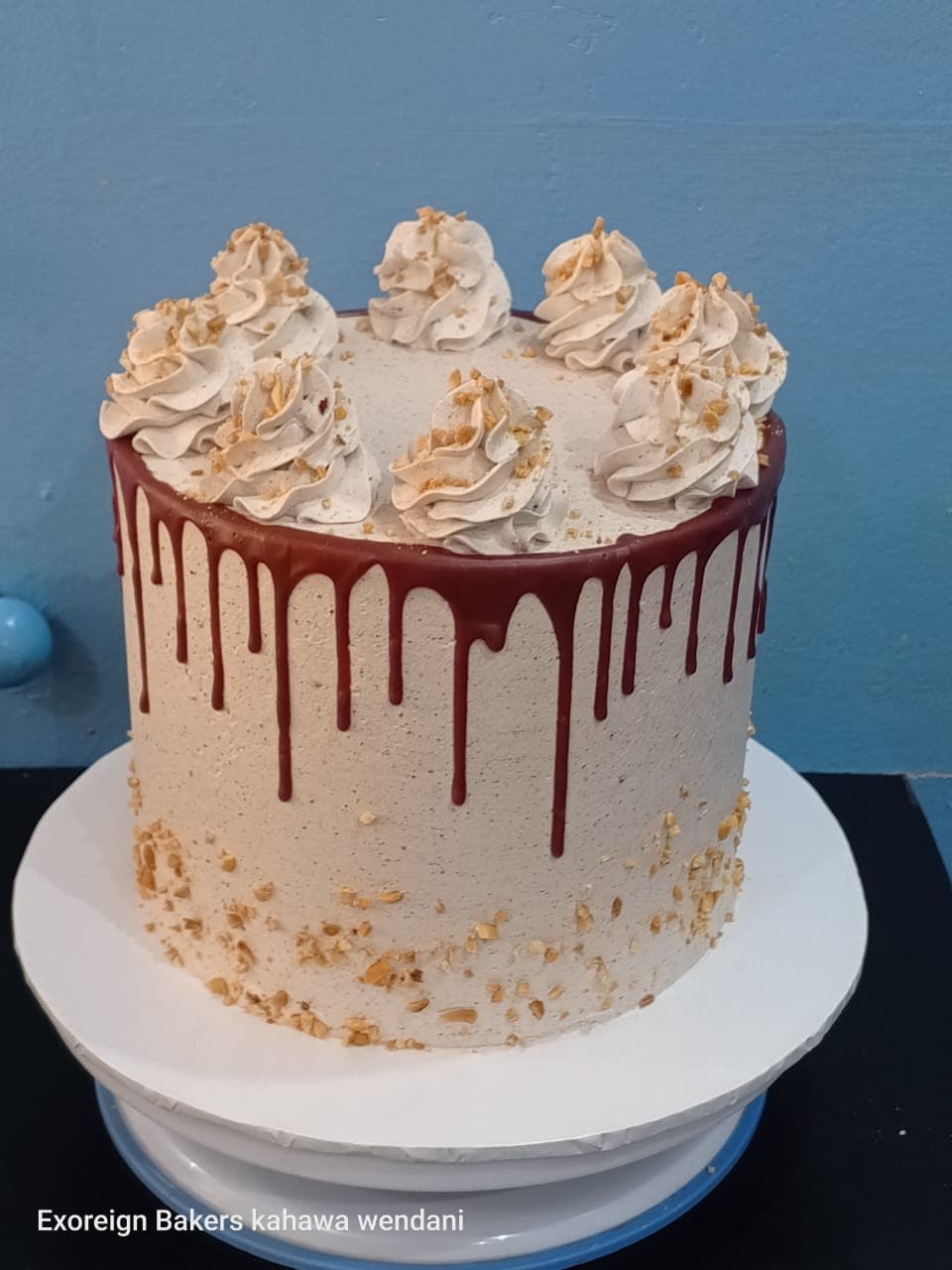 Customized 1kg cake