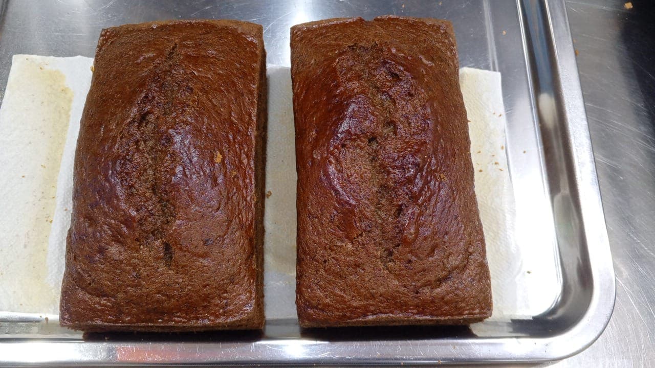 Banana cinnamon cake