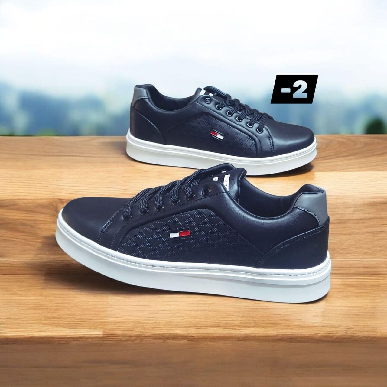 Navy Tommy Hilfiger Sneakers