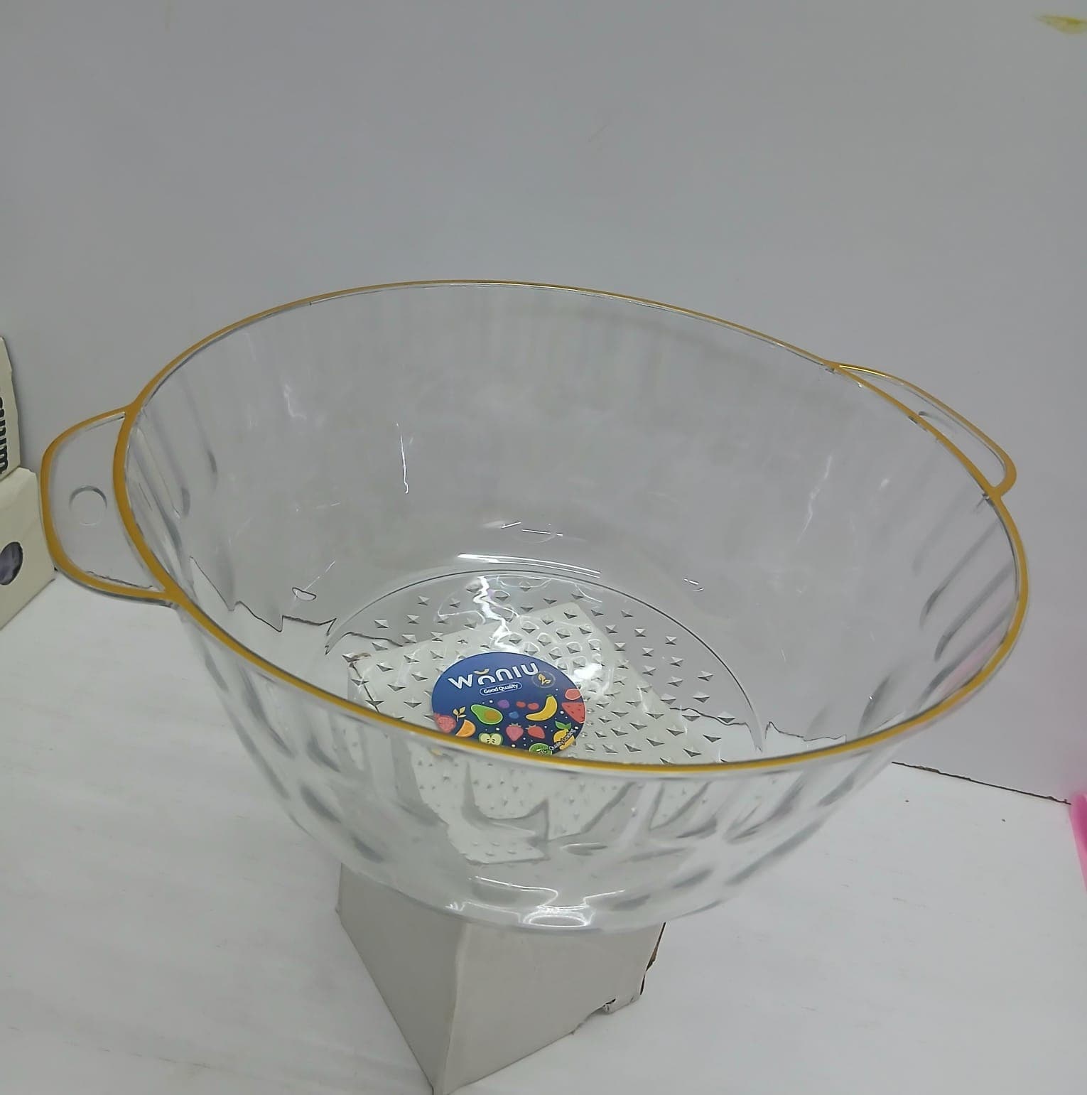 Luxury Transparent Glass Fruit Bowl with Gold Rim and Integrated Handles