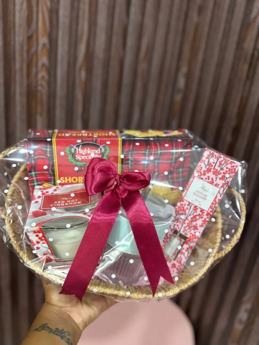 Curated Moment hamper