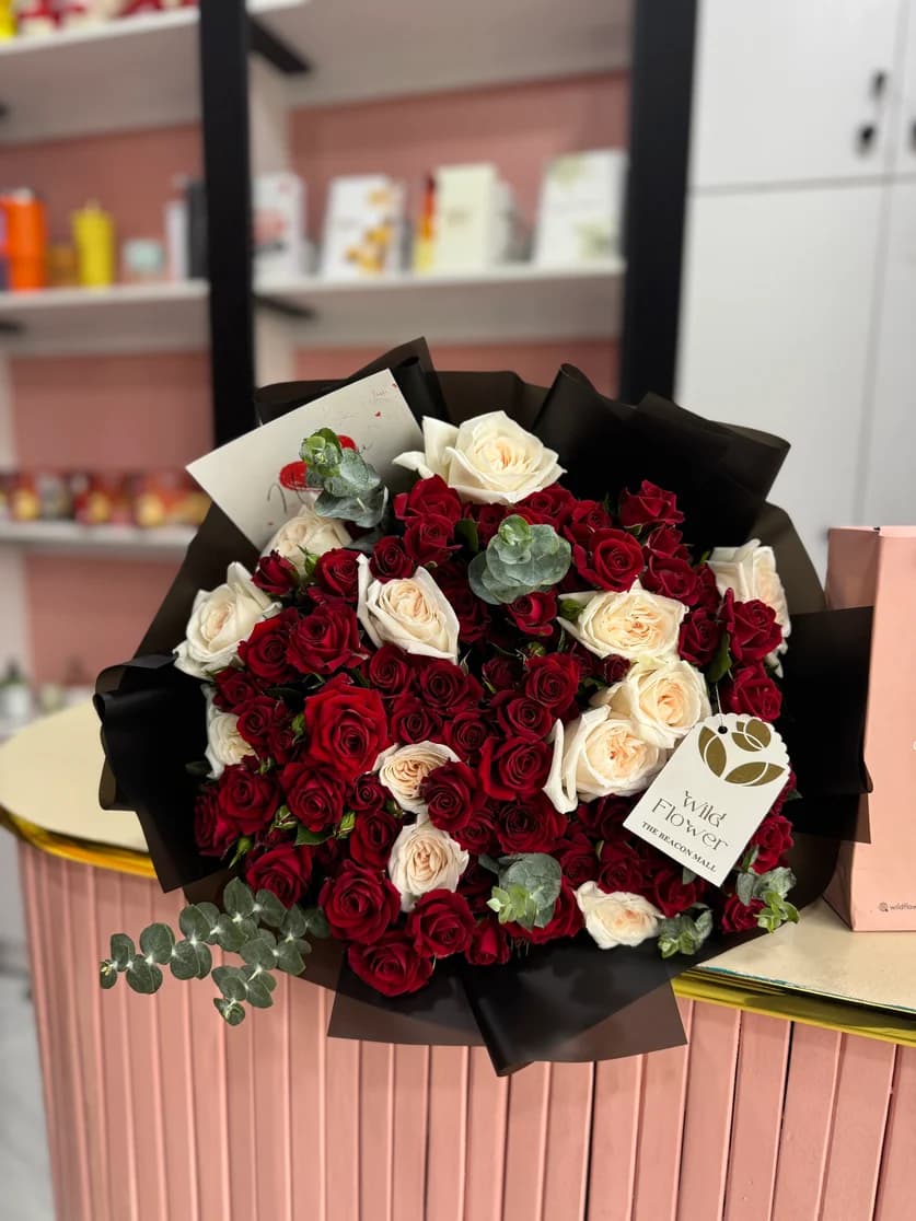 Jungle Red Bouquet