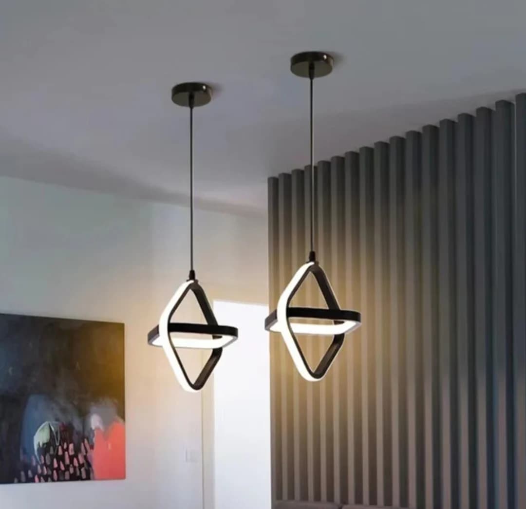 Modern Black and White LED Pendant Light for Interiors CY7047